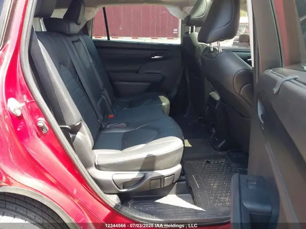 5TDGZRBH7LS518278 2020 TOYOTA HIGHLANDER - Image 8