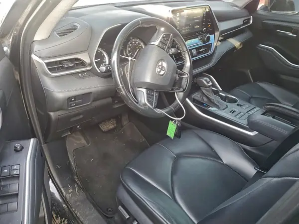 5TDGZRBH7MS063076 2021 TOYOTA HIGHLANDER - Image 8