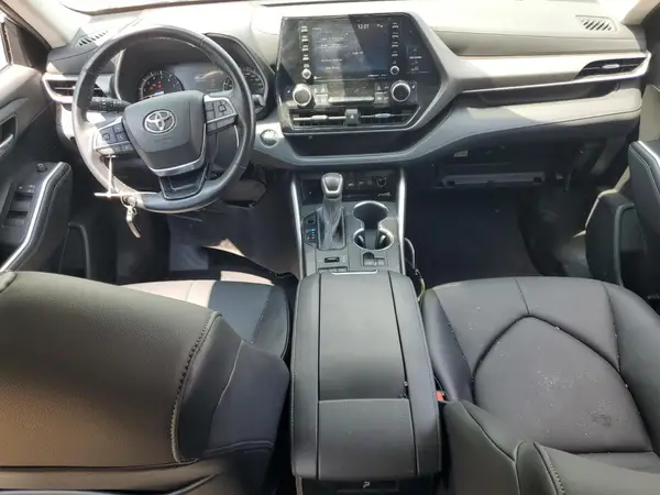 5TDGZRBH7MS086955 2021 TOYOTA HIGHLANDER - Image 8
