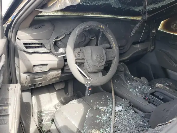 5TDGZRBH7MS100515 2021 TOYOTA HIGHLANDER - Image 8