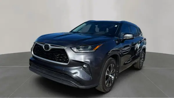 5TDGZRBH7MS108288 2021 TOYOTA HIGHLANDER - Image 2