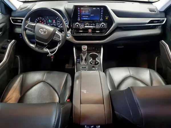 5TDGZRBH7MS116519 2021 TOYOTA HIGHLANDER - Image 8