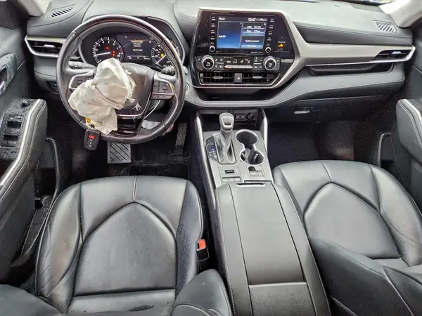 5TDGZRBH7MS124653 2021 TOYOTA HIGHLANDER - Image 8