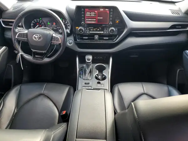 5TDGZRBH7MS126810 2021 TOYOTA HIGHLANDER - Image 8