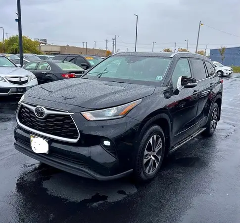 5TDGZRBH7MS524714 2021 TOYOTA HIGHLANDER - Image 2
