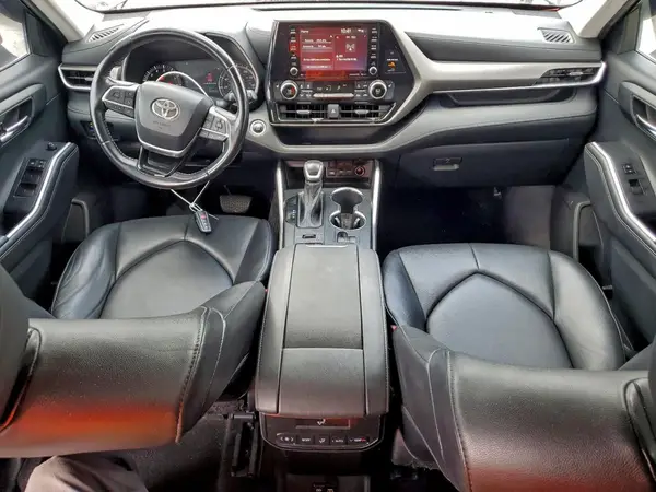 5TDGZRBH7MS528486 2021 TOYOTA HIGHLANDER - Image 8