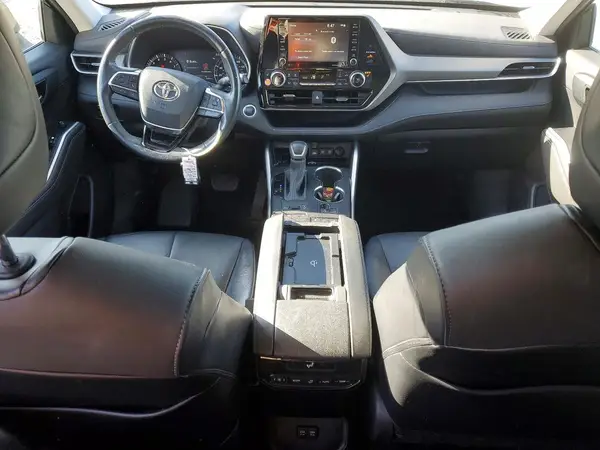 5TDGZRBH7MS537110 2021 TOYOTA HIGHLANDER - Image 8