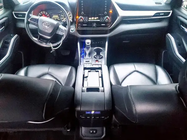 5TDGZRBH7MS545160 2021 TOYOTA HIGHLANDER - Image 8