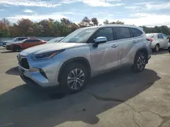5TDGZRBH7MS558099 2021 TOYOTA HIGHLANDER