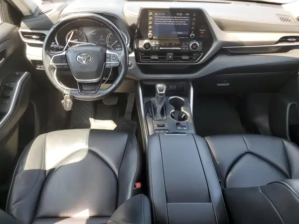 5TDGZRBH7NS175278 2022 TOYOTA HIGHLANDER - Image 8