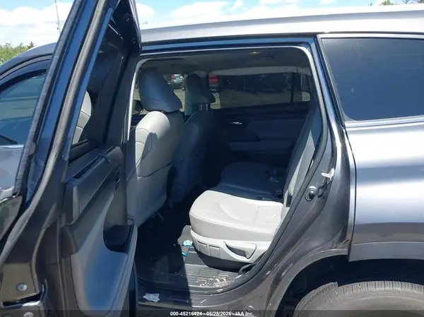 5TDGZRBH7NS175894 2022 TOYOTA HIGHLANDER - Image 8