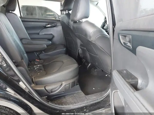 5TDGZRBH7NS197989 2022 TOYOTA HIGHLANDER - Image 8