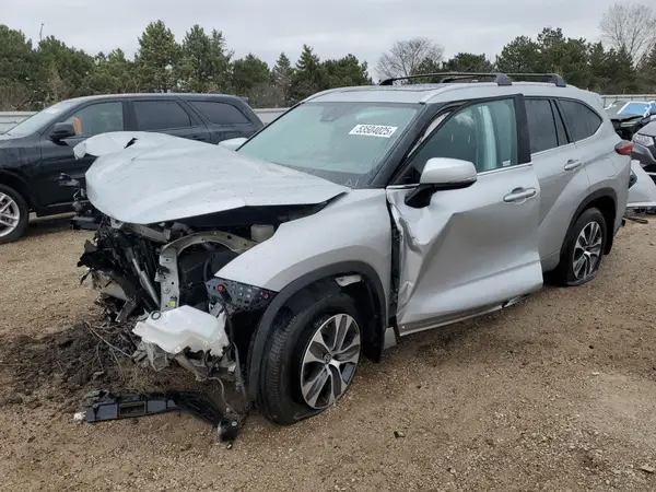 5TDGZRBH7NS200180 2022 TOYOTA HIGHLANDER - Image 1