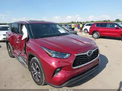 5TDGZRBH7NS227816 2022 TOYOTA HIGHLANDER