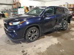 5TDGZRBH7NS561215 2022 TOYOTA HIGHLANDER