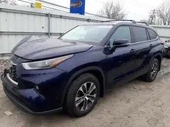5TDGZRBH7NS564051 2022 TOYOTA HIGHLANDER