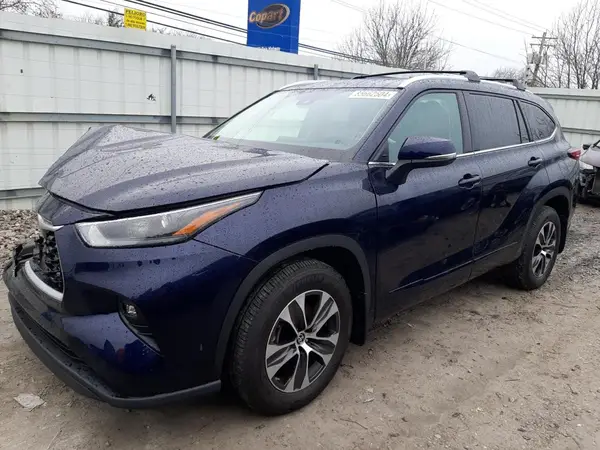 5TDGZRBH7NS564051 2022 TOYOTA HIGHLANDER - Image 1