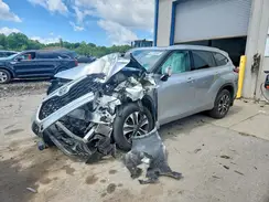 5TDGZRBH7NS569461 2022 TOYOTA HIGHLANDER