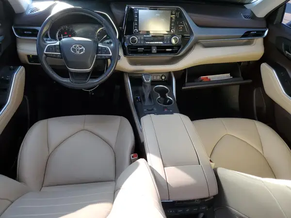 5TDGZRBH7NS570528 2022 TOYOTA HIGHLANDER - Image 8