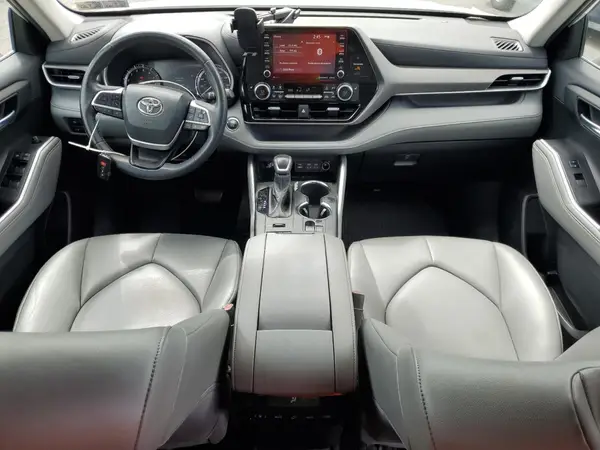 5TDGZRBH7NS589533 2022 TOYOTA HIGHLANDER - Image 8
