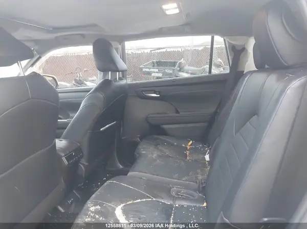 5TDGZRBH7NS590438 2022 TOYOTA HIGHLANDER - Image 8