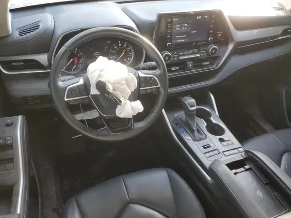 5TDGZRBH8LS009235 2020 TOYOTA HIGHLANDER - Image 8