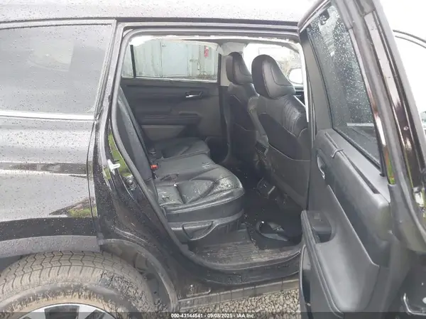 5TDGZRBH8LS015875 2020 TOYOTA HIGHLANDER - Image 8