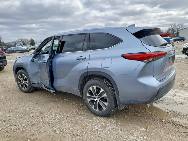 5TDGZRBH8LS028836 2020 TOYOTA HIGHLANDER - Image 2