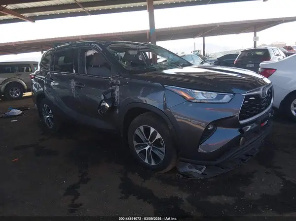 5TDGZRBH8LS045460 2020 TOYOTA HIGHLANDER - Image 1