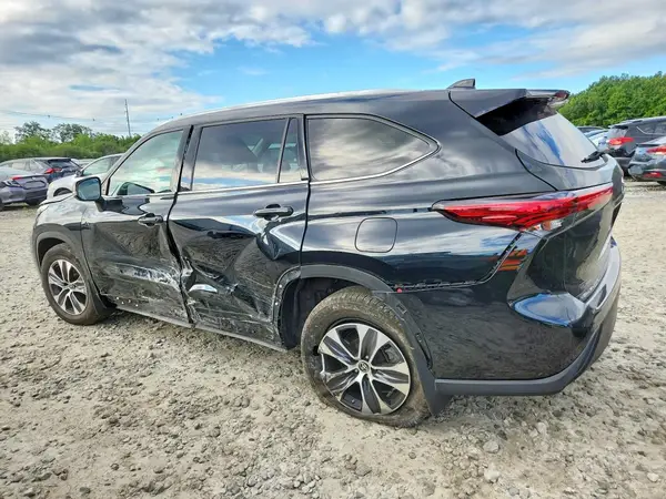 5TDGZRBH8LS503045 2020 TOYOTA HIGHLANDER - Image 2