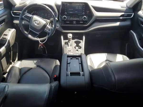 5TDGZRBH8LS509363 2020 TOYOTA HIGHLANDER - Image 8
