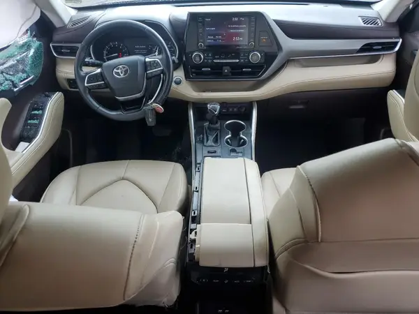 5TDGZRBH8MS060624 2021 TOYOTA HIGHLANDER - Image 8