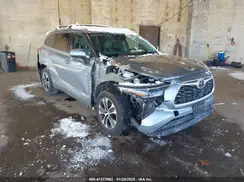 5TDGZRBH8MS068612 2021 TOYOTA HIGHLANDER