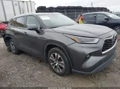 5TDGZRBH8MS069016 2021 TOYOTA HIGHLANDER