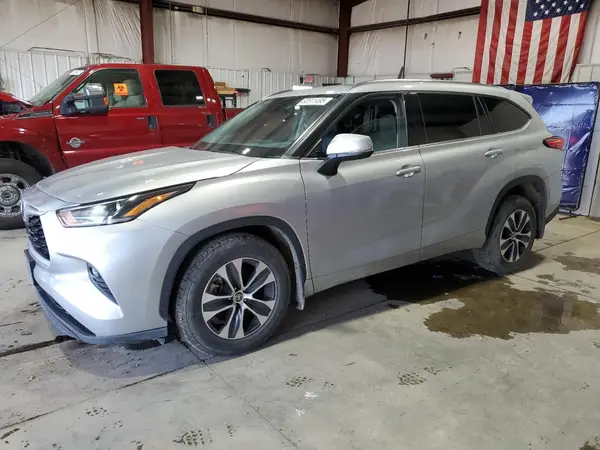 5TDGZRBH8MS070683 2021 TOYOTA HIGHLANDER - Image 1