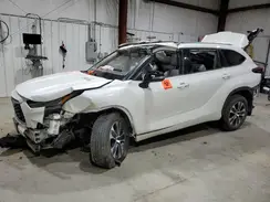 5TDGZRBH8MS073292 2021 TOYOTA HIGHLANDER