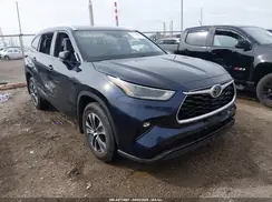 5TDGZRBH8MS076063 2021 TOYOTA HIGHLANDER