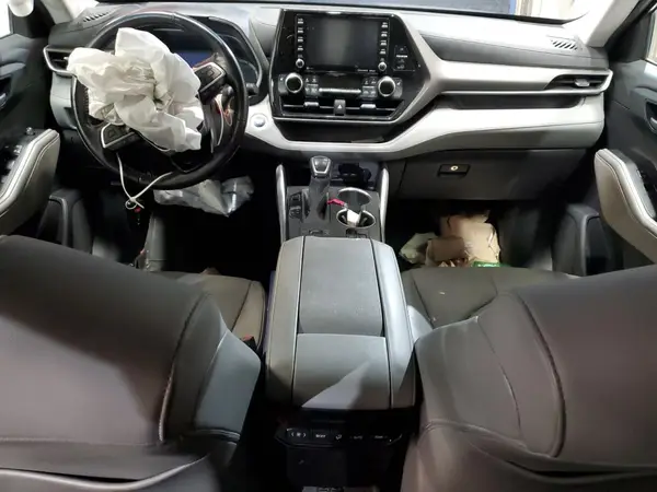5TDGZRBH8MS093915 2021 TOYOTA HIGHLANDER - Image 8