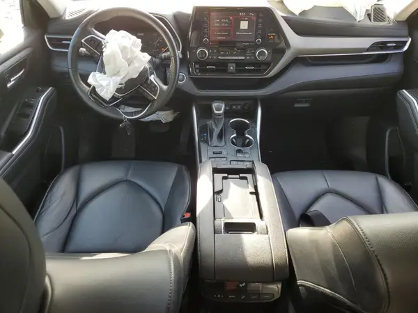 5TDGZRBH8MS118926 2021 TOYOTA HIGHLANDER - Image 8