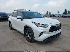 5TDGZRBH8MS138982 2021 TOYOTA HIGHLANDER