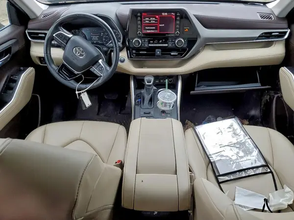 5TDGZRBH8MS141915 2021 TOYOTA HIGHLANDER - Image 8