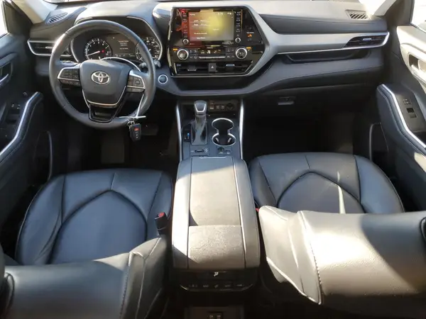 5TDGZRBH8MS160528 2021 TOYOTA HIGHLANDER - Image 8