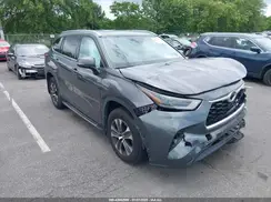 5TDGZRBH8MS536726 2021 TOYOTA HIGHLANDER