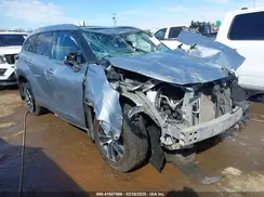 5TDGZRBH8MS538038 2021 TOYOTA HIGHLANDER