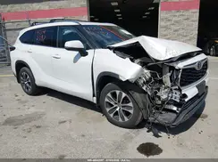 5TDGZRBH8MS543224 2021 TOYOTA HIGHLANDER