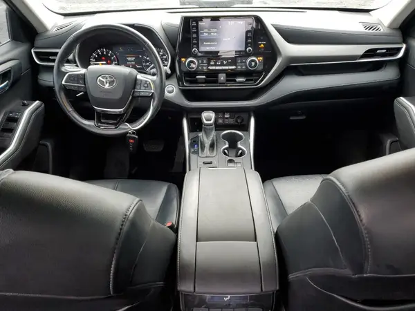 5TDGZRBH8MS548701 2021 TOYOTA HIGHLANDER - Image 8