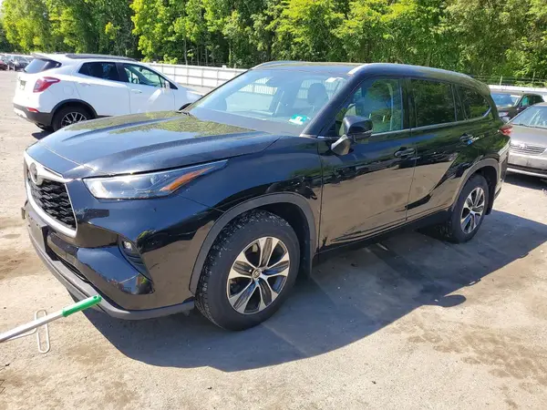 5TDGZRBH8NS204027 2022 TOYOTA HIGHLANDER - Image 1