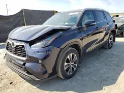 5TDGZRBH8NS213584 2022 TOYOTA HIGHLANDER