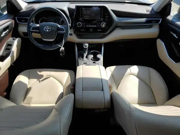 5TDGZRBH8NS213584 2022 TOYOTA HIGHLANDER - Image 8