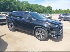 5TDGZRBH8NS215335 2022 TOYOTA HIGHLANDER